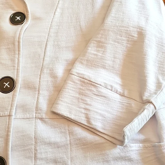 White three-button lightweight summer jacket.  NWOT - Picture 2 of 3